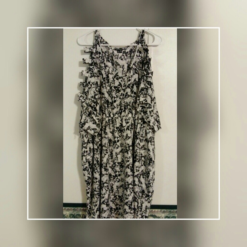 Torrid skulls Dress